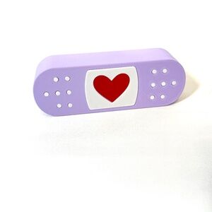 Bandage-Style Storage Case with Heart Design – Cute Lilac Organizer